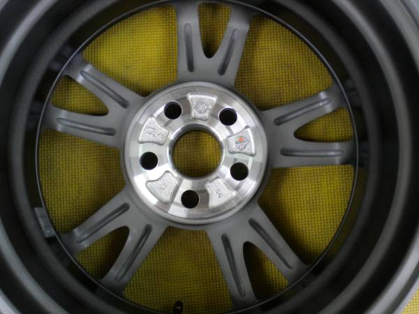 新車外し 30後期プリウス純正 アルミホイール 1本 キャップ付③