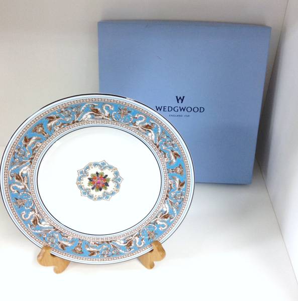 ☆新品未使用☆WEDGWOOD フロレンティーンターコイズ 23cm フロレン