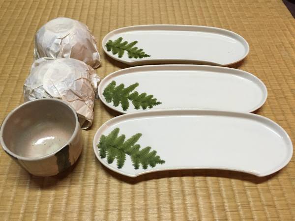 湯呑・皿】 陶芸家 小松華功 作 小松華功 四方皿 しぐれ桜絵