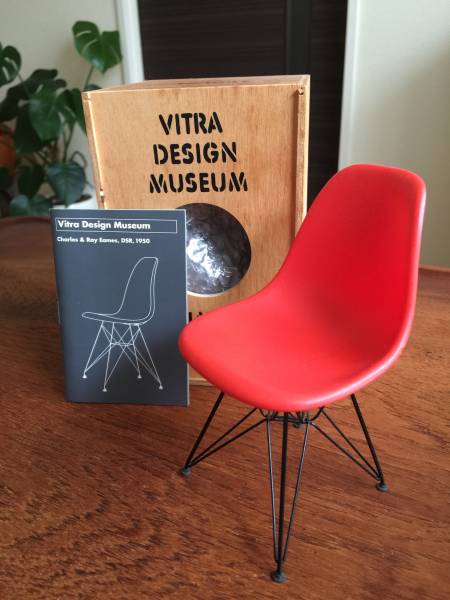 Vitra Design Museum ミニチュア イームズ サイドシェルチェア