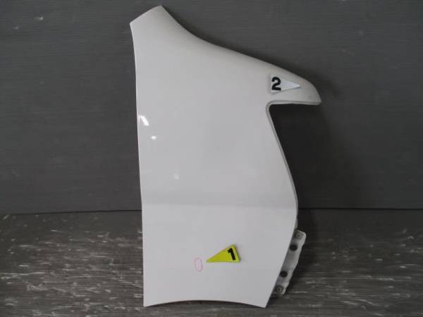 ハイゼットカーゴ S331V 右フロントフェンダー 白 W20