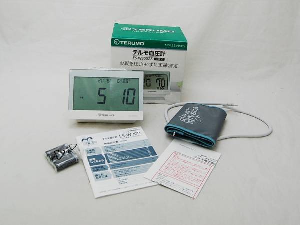 ☆★TERUMO テルモ 血圧計（上腕式） ES-W300ZZ 稼働操作済み★