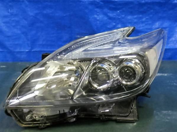 ☆1020　プリウス　ZVW30　後期　左ライト　LED