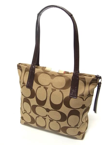COACH コーチ シグネチャー ストライプ デヴィン トートバッグ未使用品 中古美品 コーチ/COACH シグネチャー ストライプ トートバッグ こ