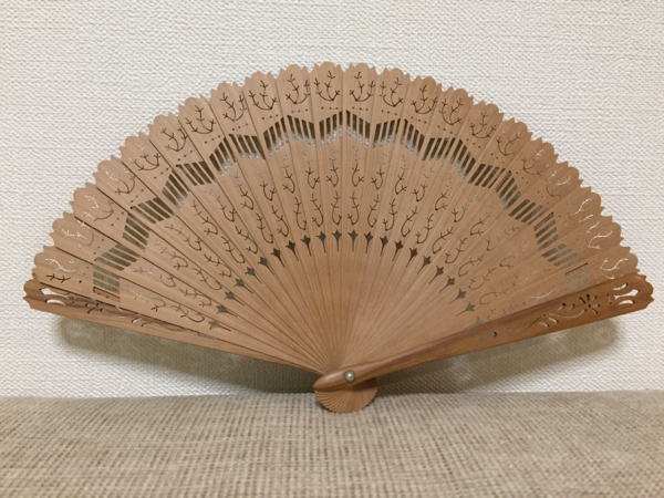 宮脇賣扇庵 扇子 桐箱付き Yahoo!オークション 「宮脇賣扇庵 白檀 扇子」