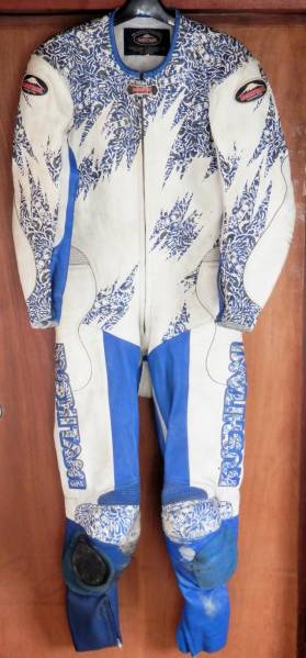 クシタニ　KUSHITANI レーシングスーツ LL