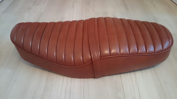 【中古美品】K&H W400 W650 W800用 オーダーシート ブラウン W800 W650 W400 K＆Hシート ブラウン 中古美品 【公式通販】