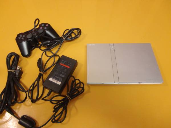 ◆PS2 本体★SCPHー77000 シルバー プレステ２★動作OK◆P5