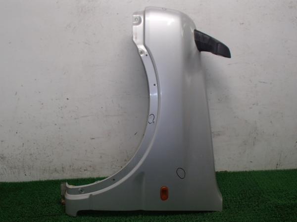 71125■ JB23W ジムニー 左フェンダーパネル Z2S 銀