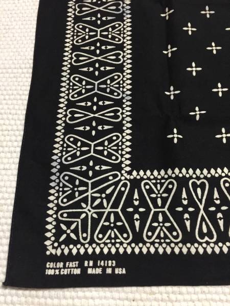 クロス 黒 ブラック　ヴィンテージバンダナ 黒 クロス ヴィンテージ バンダナ 黒クロスヴィンテージバンダナ