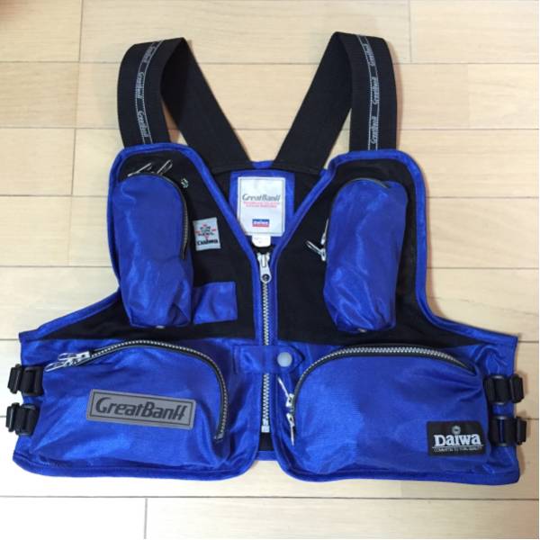 【未使用】ダイワ メッシュベスト ダイワサングラスおまけ付き