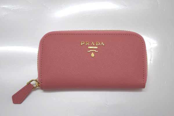 格安 プラダ　ジッパーキーケース ピンクカラー A55