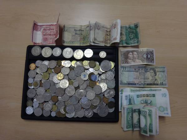 よりまき　茶道具　板谷波山作　素釉　茶入　仕覆付　共箱　D　9192 板谷波山作 青磁茶碗☆仕覆付☆気品ある姿の名品☆cc113 特別展 生誕