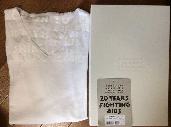 新品箱付 Martin Margiela エイズＴ　２０周年　Ｌ