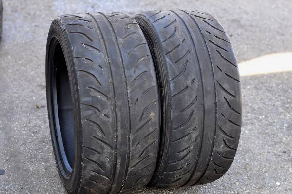 ♪ＤＬ Z2☆SPEC 255/40R17 2本　鬼グリップ健在♪