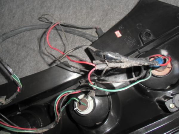 ☆280252 ライフ JB7 右テールライト 社外品