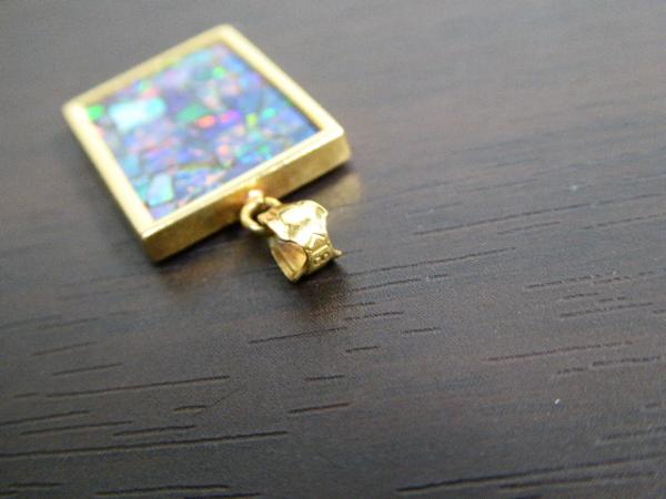 ☆ブラックオパール K18 ネックレス ペンダント トップ 2.5g
