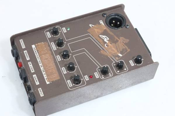 L.R.BAGGS PARA ACOUSTIC D.I. アコギ用プリアンプ　未チェック