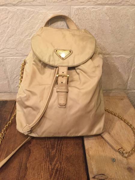 PRADA　チェーンショルダー　ベージュ×ゴールド　　ナイロン