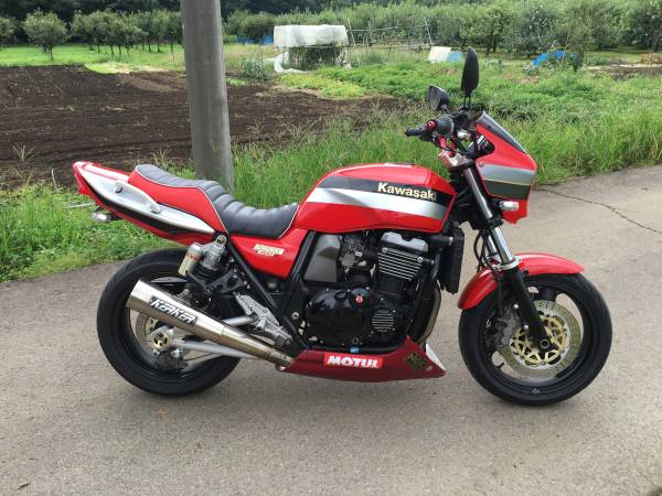 ZRX1100 個人出品 ZRX1100フルカスタム 個人出品 車検4年7月迄 乗って