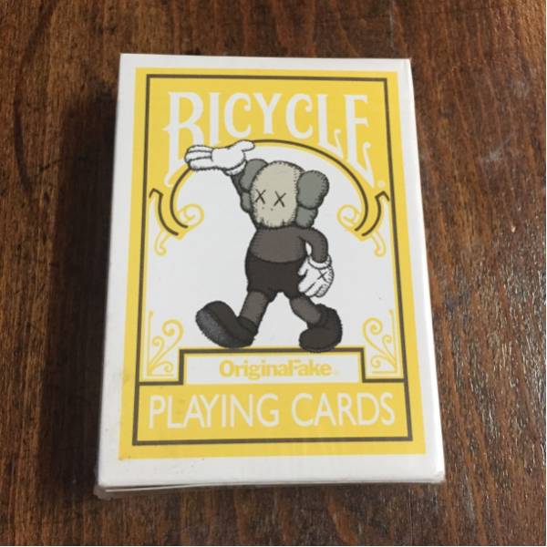 新作登場，新作 未開封 Kaws Original Fake 非売品 Bicycle Playing