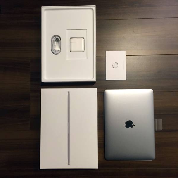 Macbook 12インチ 1.2GHz / 8GB / 512GB スペースグレイ