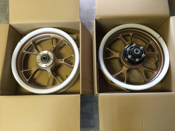 ZRX1200ダエグ限定車前後純正ホイールセット AuctionTemplates 【公式