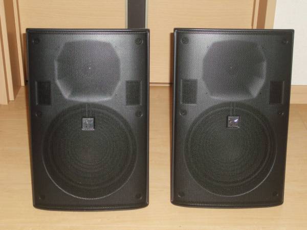 ●TOA●コンパクトスピーカー●60Ｗ●F-2000BM●2台●