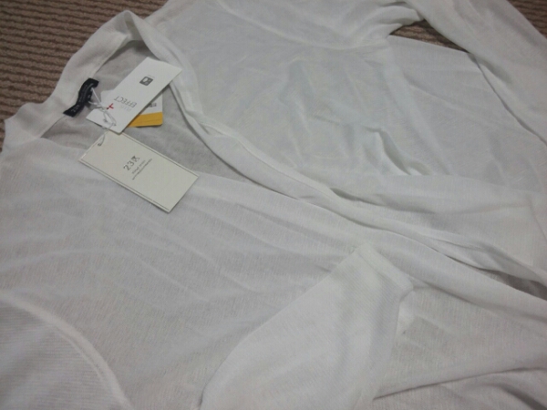 23区9900税新品人気白楽ゆったり定番長袖カーディガン３８春夏