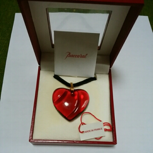 バカラクリスタルペンダントレッド