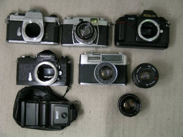 ジャンクカメラ フィルムカメラ レンズ フラッシュ 9点まとめ売り 新作，格安 ジャンクカメラ5台、レンズ2個、フラッシュ1個（B）