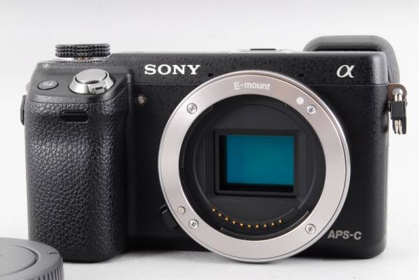 新作入荷，新作登場 SONY NEX-6 APS-C ボディ E f/4.5-6.3 55mm-210mm