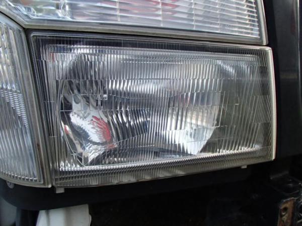 73925■ FB70AB キャンター 右ヘッドライト 100-87554