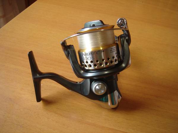 美品！ シマノ レアニウム 2500S SHIMANO RARENIUM CI4 2500S