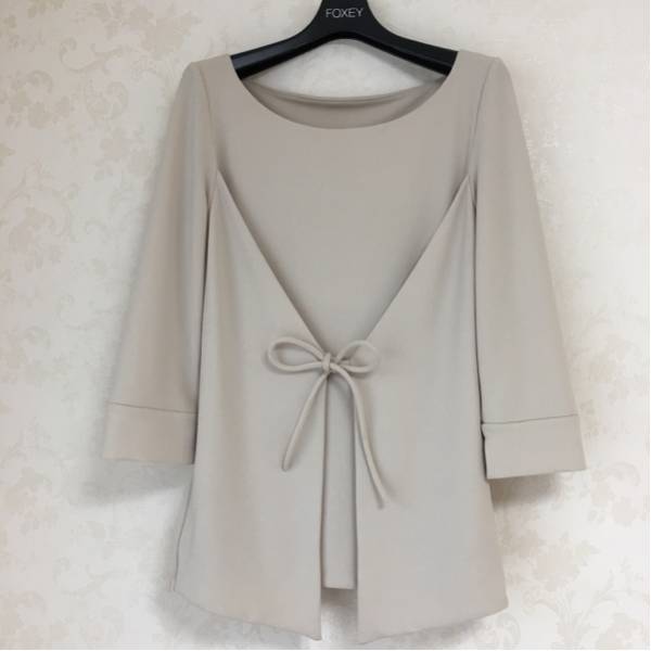 foxey フォクシーニューヨーク ラップチュニック ベージュ 40