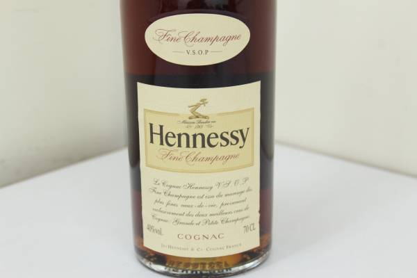未開栓 Hennessy ヘネシー ブランデー VSOP 700ml 40％ 1本 飲料