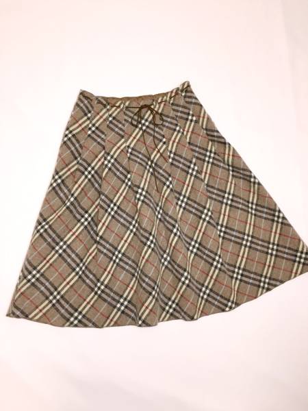 BLUE BURBERRY LABEL（ロングスカート）のフリマアイテム一覧 LABEL