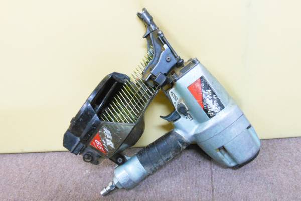 日立/ヒタチ 65㎜ ロール釘打機 NV 65AF