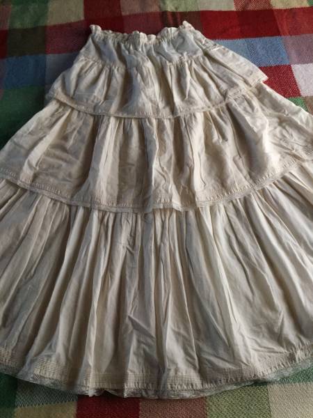 【カネコイサオ】綿ローン段々スカート ワンダフルワールド