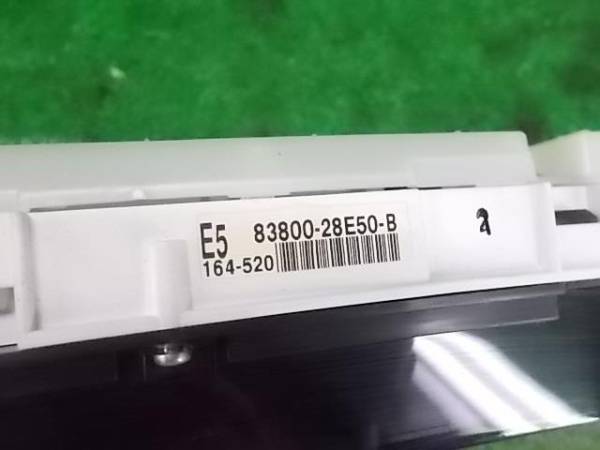 ブラウン専用ページ ZRR70G ヴォクシー スピードメーター 117799