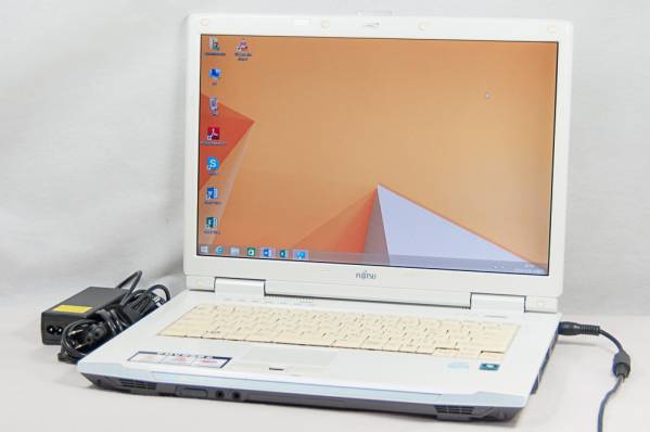 Fujitsu FMV BIBLO ノートPC ♣︎中古品☀︎ノートパソコン☆Fujitsu FMV-BIBLO NF/B50 2026年最新