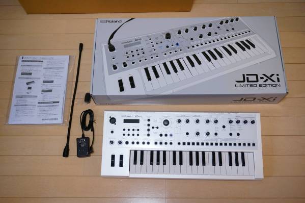 Roland JD-Xi WH シンセサイザー Roland JD-Xi -