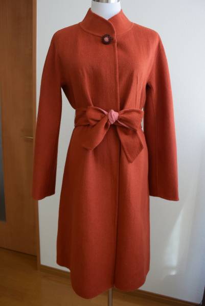 シビラ　オレンジ色のドレスコート（試着のみの新品）99000円