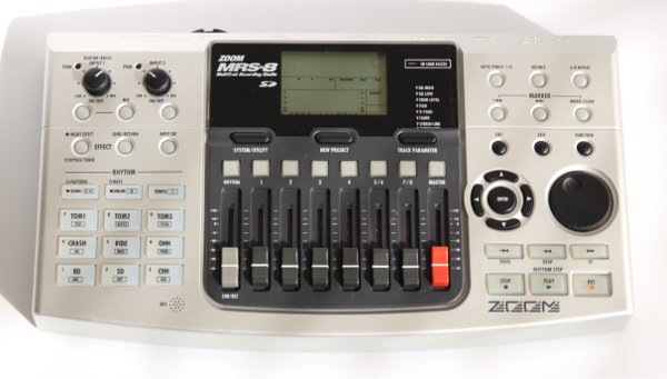 ZOOM MRS-8 マルチトラックレコーダー SDカード付き 1GB