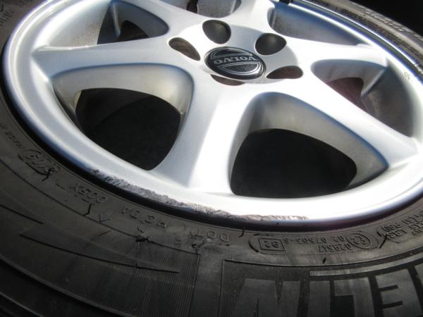 ☆VOLVO純正 V70 15インチ ホイール4本セット 195/60R15☆ 5穴 タイヤ