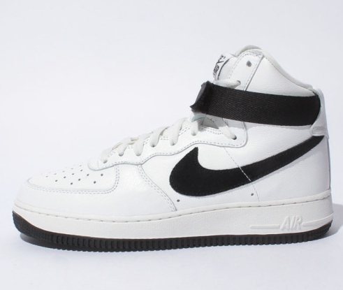 新品 定価14040円 NIKE AIR FORCE 1 HI RETRO QS size.27.5cm