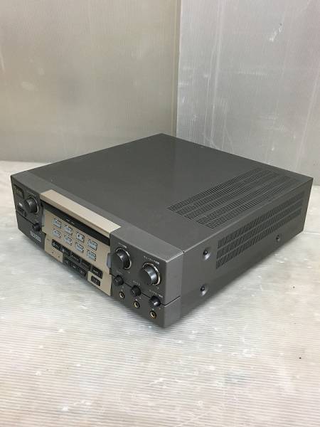 第一興商 カラオケミキシングアンプ DAM-A7000 動作OK A193
