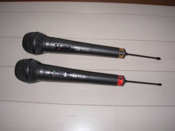 TOA ワイヤレスマイク　WM-250 B31，B32