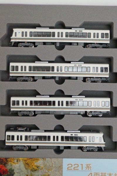 KATO 10-435 JR 221系 近郊形 4両基本セット