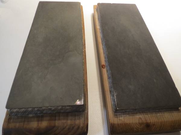 天然砥石 　京都　正本山　木台付　2個　